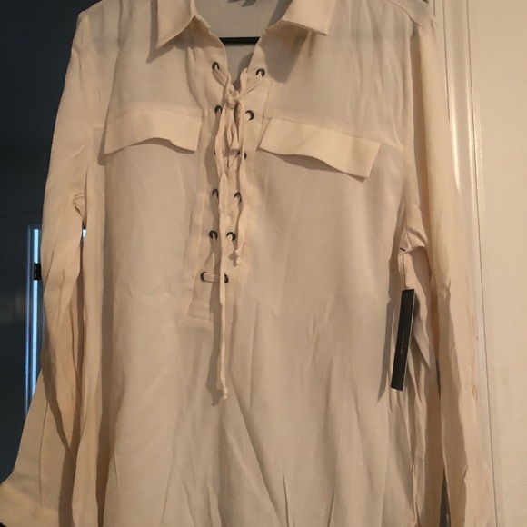Brand new Lulu’s blouse. Cream color. Size large. - Picture 2 of 5